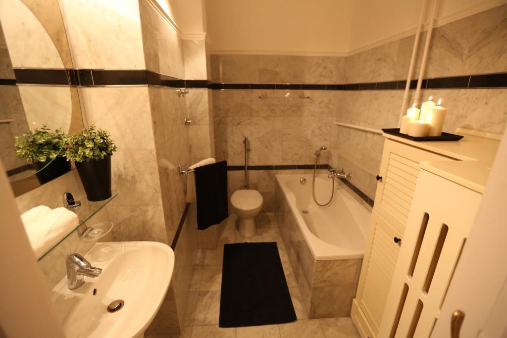 D.Five Classic Luxury Apartment بودابست الغرفة الصورة