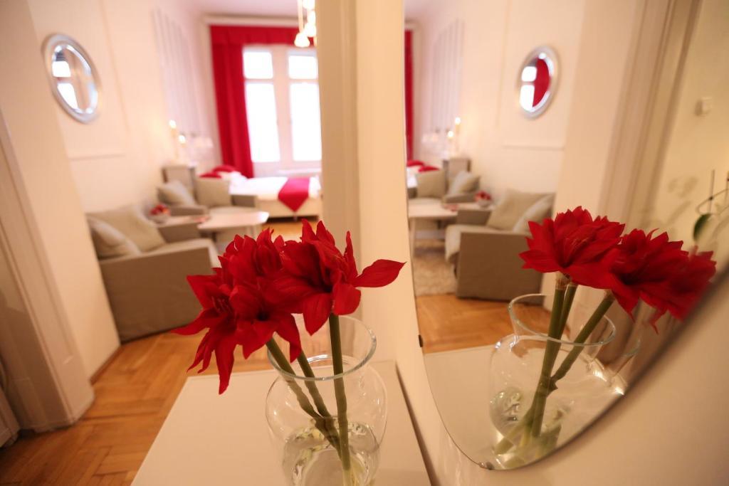 D.Five Classic Luxury Apartment بودابست الغرفة الصورة